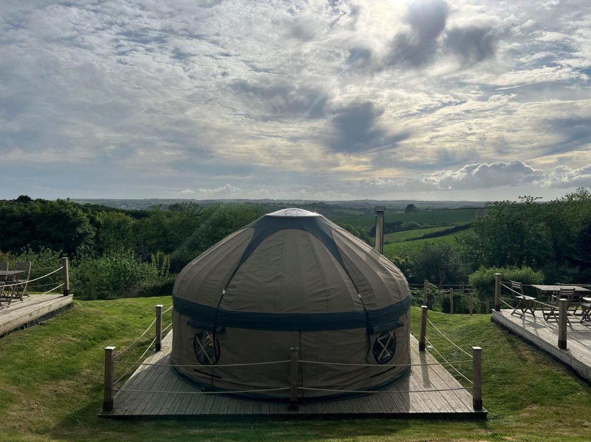 Looe Yurts Hotel Exterior photo